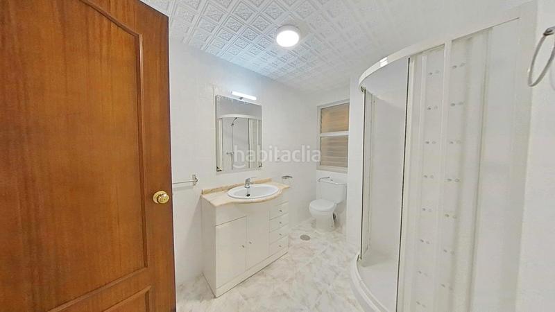Foto b628c0b9-84cd-44aa-9c35-2ab9f0cdfe05. Rent flat in Carolinas Altas Alicante