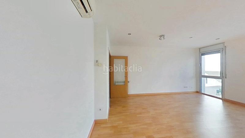 Foto 4121ae7e-e963-4a24-984c-f7ee7f5087b6. Location appartement dans Cementiri Vell Terrassa