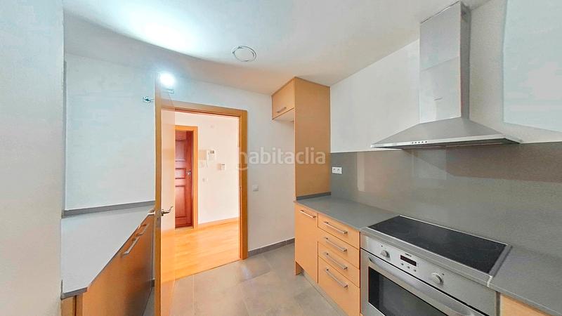 Foto 685632fe-cb71-4a86-8860-824208bd90bc. Location appartement dans Cementiri Vell Terrassa