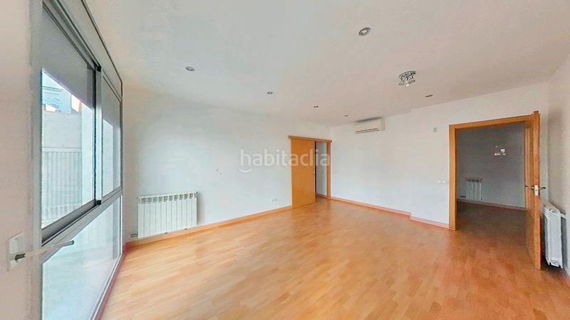 Foto 71bb37d7-932f-4313-be8b-d767712a97df. Location appartement dans Cementiri Vell Terrassa