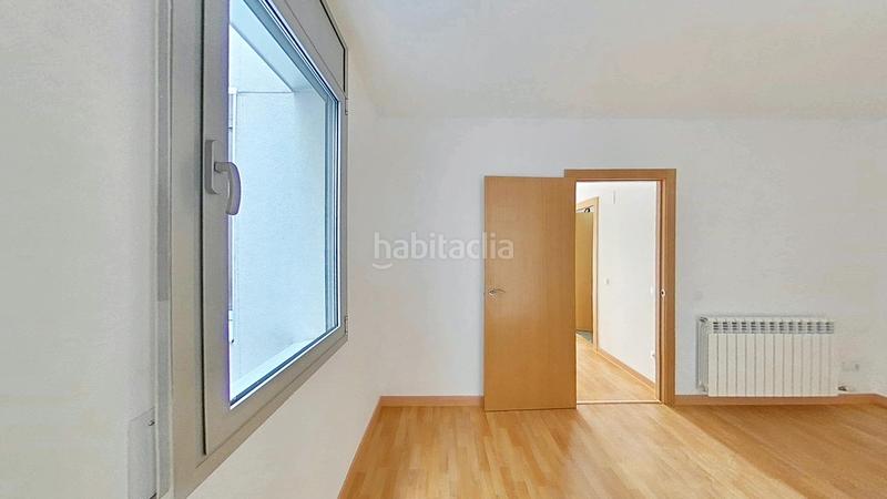 Foto 9c6825b0-e3e7-46e9-9773-19cce2c023df. Location appartement dans Cementiri Vell Terrassa