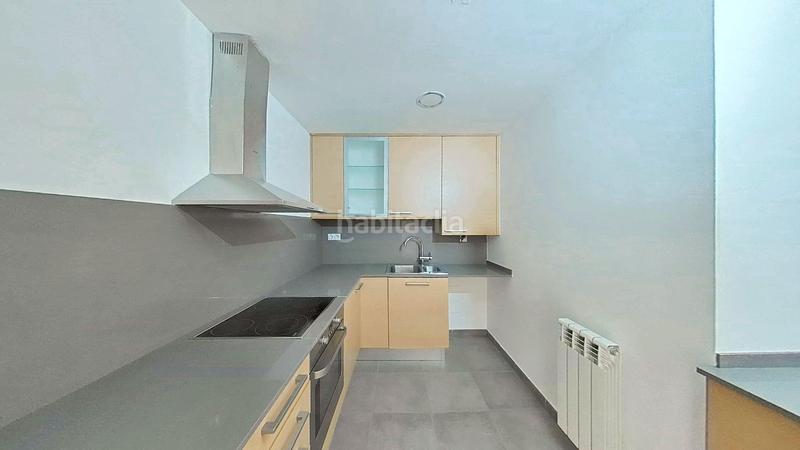Foto bb9b3c6c-7f0a-4b73-a0be-ce2b3f0ef73c. Location appartement dans Cementiri Vell Terrassa