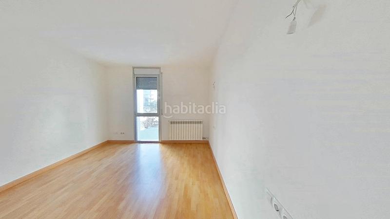 Foto c489056b-f8fd-43e3-8313-3ba8f4c7a501. Location appartement dans Cementiri Vell Terrassa