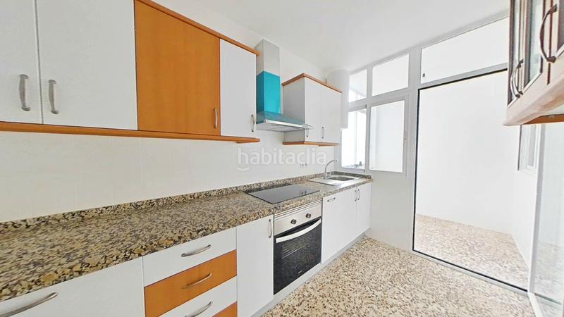 Foto 07741a25-0cef-4e7a-96f3-f44feb32c9e3. Affitto appartamento con parcheggio in Carolinas Bajas Alicante