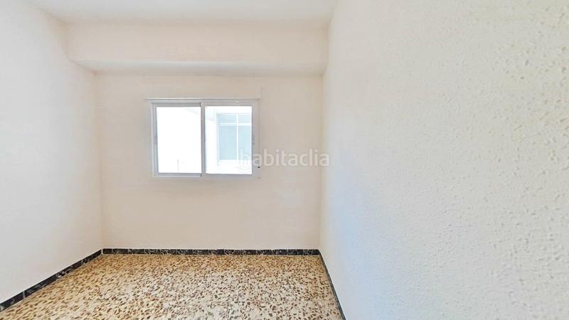 Foto 71763af2-b3a7-4a63-92c6-03d3070113a0. Location appartement avec parking dans Carolinas Bajas Alicante