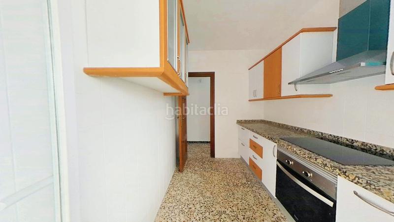 Foto 1ca8f357-de99-4d7c-a411-3b2f83aa87f5. Rent flat with parking in Carolinas Bajas Alicante