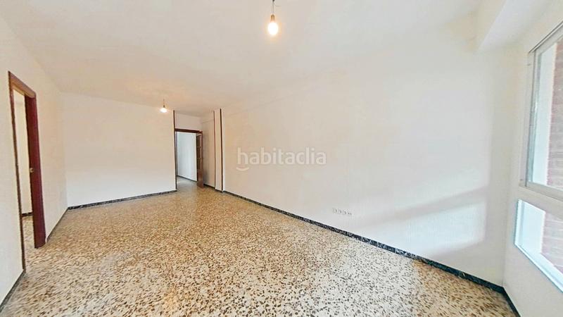 Foto d21acf38-50e5-4e2e-a0f1-e12693451dd5. Rent flat with parking in Carolinas Bajas Alicante