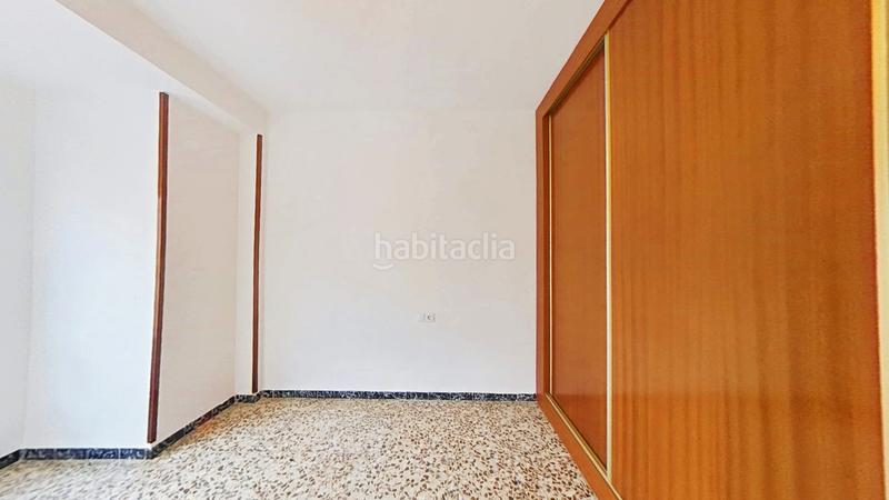 Foto 2812ec20-6aa8-4719-bbc2-e25088cc2c7b. Alquiler piso en Carolinas Bajas Alicante