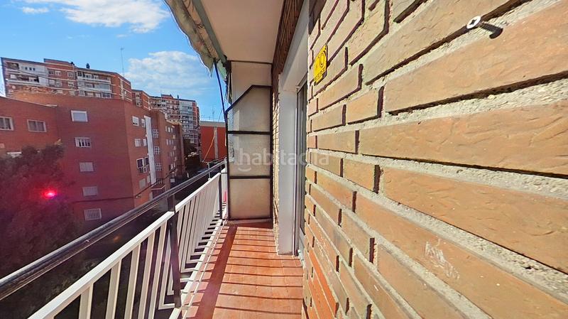 Foto 6fb8921e-0316-4e00-8343-3505fd56a006. Alquiler piso en Zofío Madrid