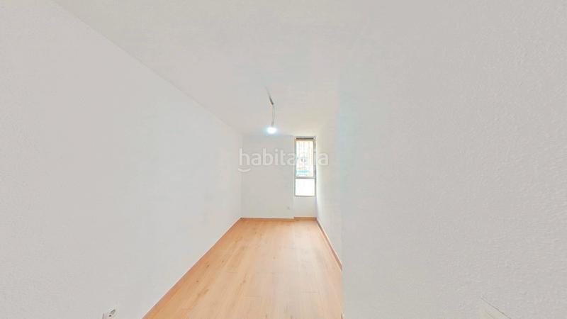 Foto 1927a560-7801-4390-a70f-f73f8338dbbe. Lloguer pis a Amposta Madrid