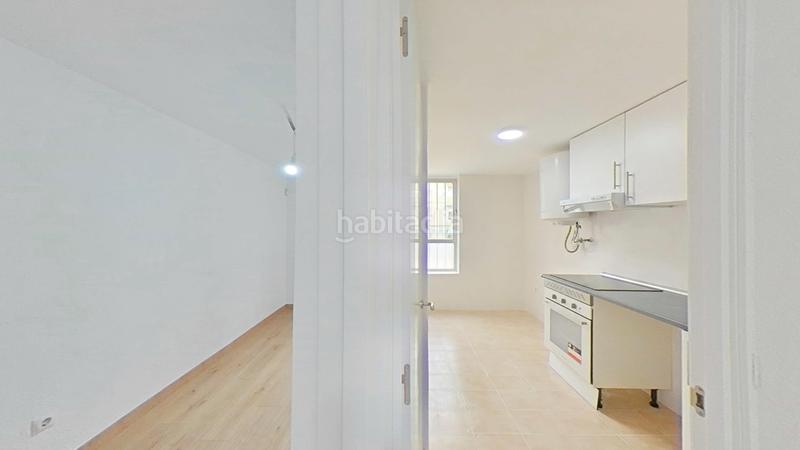 Foto 63e48f18-156a-4424-bc1a-d95b9c77d667. Lloguer pis a Amposta Madrid