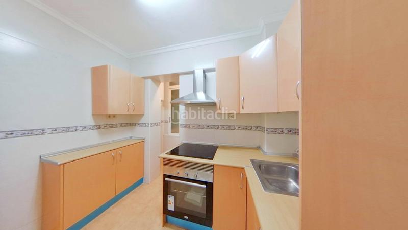 Foto 702d9eb1-d0ef-4b15-9d66-3548799ce8d6. Lloguer pis a Santo Domingo Alicante