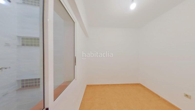 Foto 5d885d30-d02b-40e6-99d0-3a3ccc9b0355. Alquiler piso en Santo Domingo Alicante