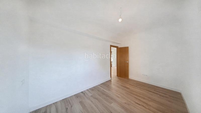 Foto 2ec0e24a-9bcf-4780-8e46-40495b0dcd94. Rent flat in Virgen del Carmen Alicante