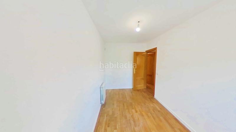 Foto 7e9cd38d-2b00-46cd-9bda-e82208b2bb43. Alquiler piso en Timón Madrid