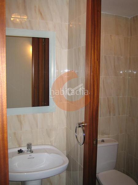 Foto 1ac7e16c-e60f-435f-9059-09ae401d929f. Alquiler local comercial local en alquiler en centro. en Vendrell (El)