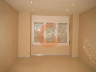 Rent Business premise in Centre. Local en alquiler en centro.