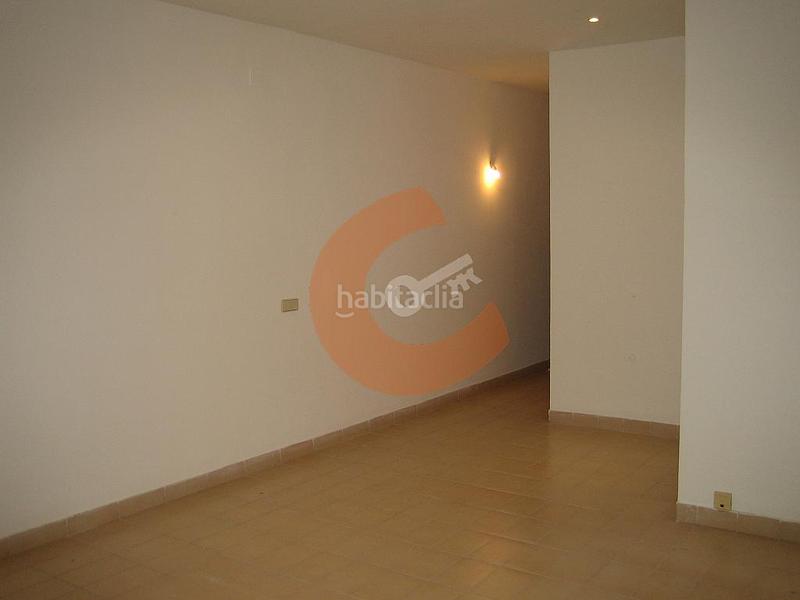 Foto 92f9e2bc-af46-4066-af3a-8fcdf8038888. Location local commercial dans Centre Vendrell (El)