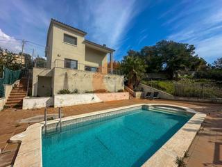 Casa  Cceres. Casa en venta en priorato de la bisbal, 4 dormitorios.