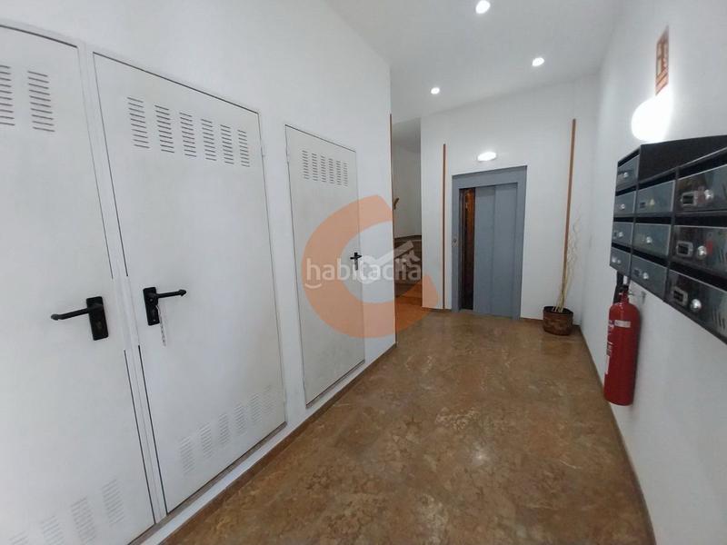Foto 1f9751ed-d8cd-4071-8b4d-93a107f39d17. Piso  en venta en centro, 3 dormitorios. en Centre Vendrell (El)
