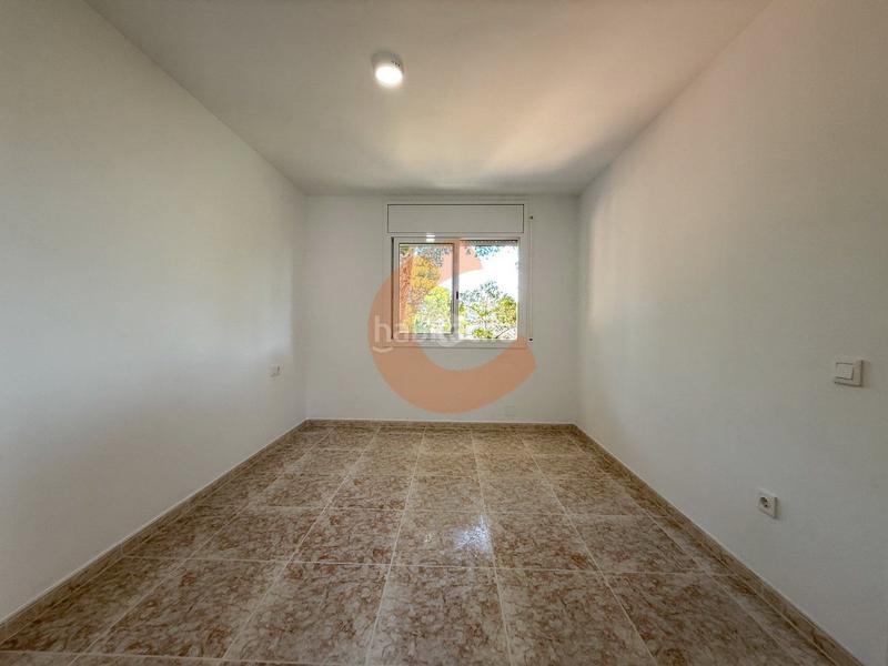 Foto 0d019175-6469-4827-9103-c0dbe0acaef8. Casa  en venta en can nicolau, 4 dormitorios. en Cunit