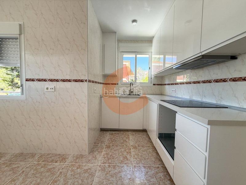 Foto a6bde9ac-98ee-483d-91ad-a62dbf976bb9. Casa  en venta en can nicolau, 4 dormitorios. en Cunit