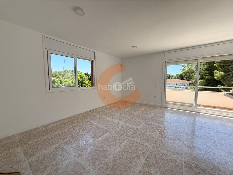 Foto ea33418d-bb08-4580-94f4-7ffa5a062792. Casa  en venta en can nicolau, 4 dormitorios. en Cunit
