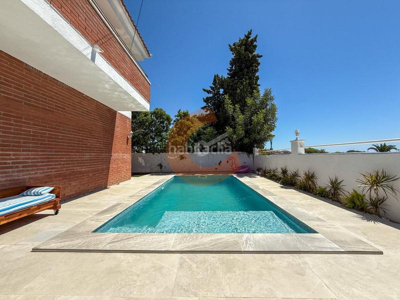 Foto ed5043ec-b922-4589-b814-b16efdcccd31. Casa  en venta en can nicolau, 4 dormitorios. en Cunit