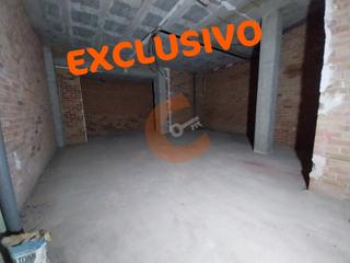Geschäftsraum in Emili miro 3. Local en venta en centro.