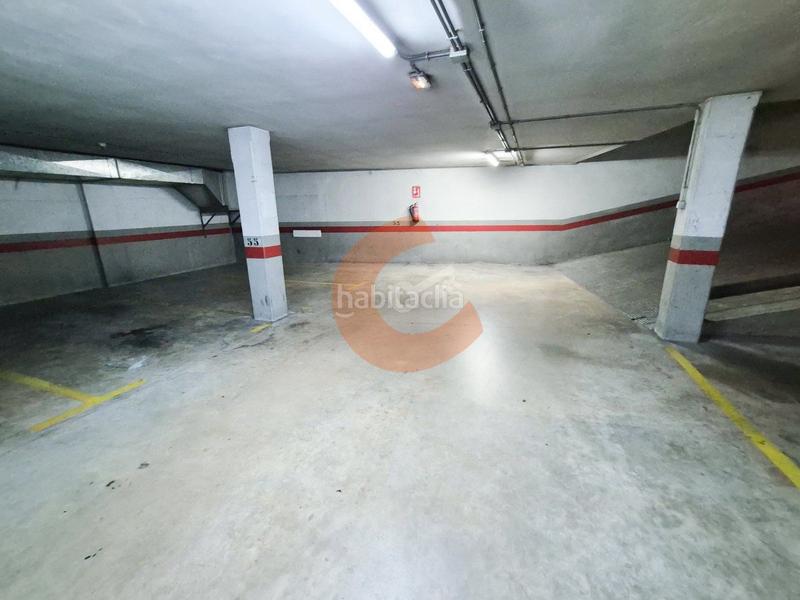 Foto aed0e3a0-69a8-41de-830c-3e3d6c548f9a. Posto auto in margarida xirgú 3 in Centre Vendrell (El)