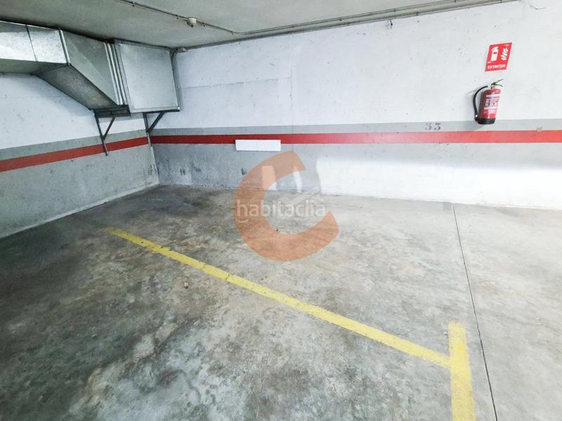 Foto d832372e-f427-43c8-ba2d-3e801dbb9b72. Posto auto in margarida xirgú 3 in Centre Vendrell (El)