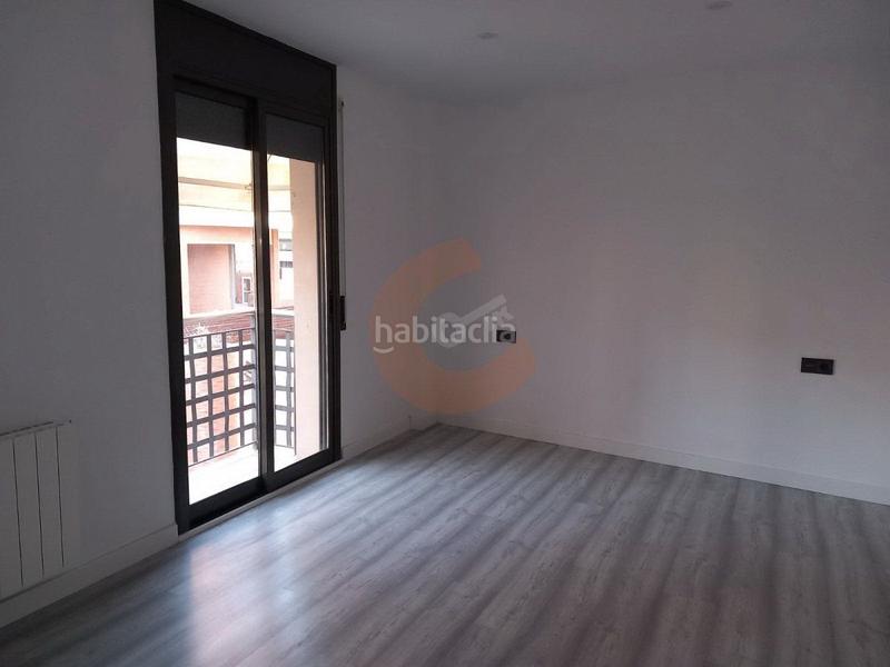 Foto 8128239d-2c15-4737-b04f-6b660c82b91d. Piso  en venta en centro, 4 dormitorios. en Centre Vendrell (El)