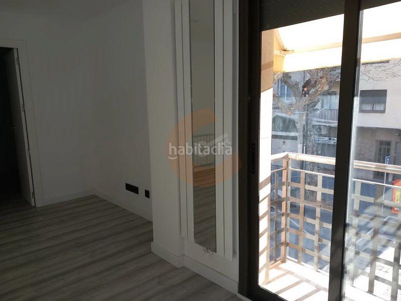 Foto c25ec34a-280e-4ad2-b63a-99a1eee4c569. Piso  en venta en centro, 4 dormitorios. en Centre Vendrell (El)
