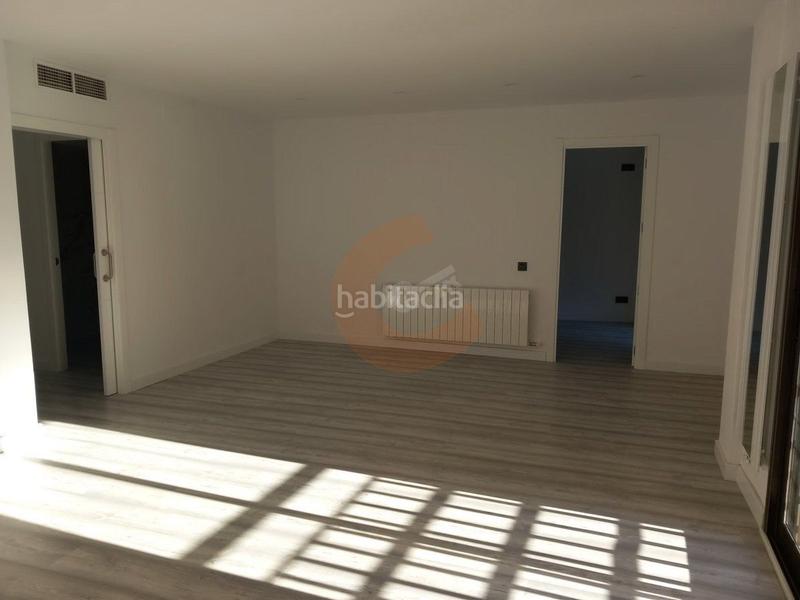 Foto c4de7621-b144-4d6c-852a-5a052cf257d4. Piso  en venta en centro, 4 dormitorios. en Centre Vendrell (El)