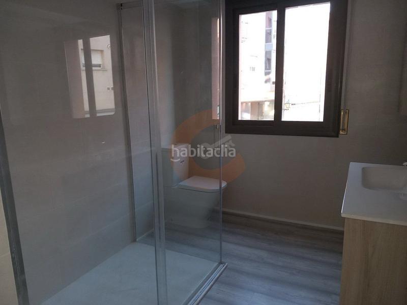 Foto cc4e6a66-0a39-4a16-a9af-d94cc1ff6883. Piso  en venta en centro, 4 dormitorios. en Centre Vendrell (El)
