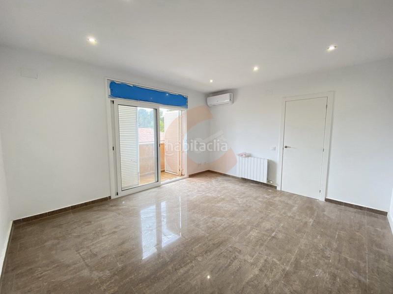 Foto 48ed6064-4f11-4226-a5e3-8a5890283c93. Casa  en venta , 3 dormitorios. en Santa Oliva