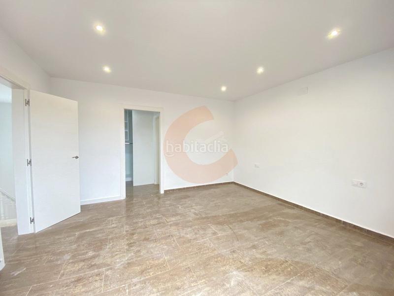 Foto ea452adf-908f-4fcb-8fcb-b97bc7bc79e1. Casa  en venta , 3 dormitorios. en Santa Oliva