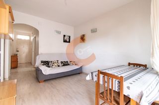 Appartamento in Roda de Barà. Piso en venta en bon preu, 2 dormitorios.