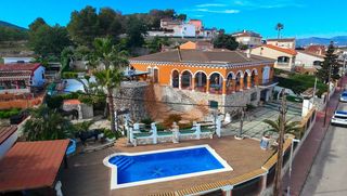 Maison à Albinyana. Casa en venta en la papiola, 7 dormitorios.