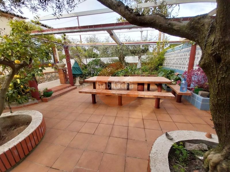 Foto b8861955-d48d-471c-a51a-3e47d72dbdf4. Casa amb calefacció aparcament piscina a Santa Oliva