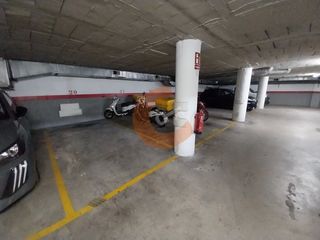 Location Parking voiture à Cami reial 11. Garaje en alquiler en el tancat.