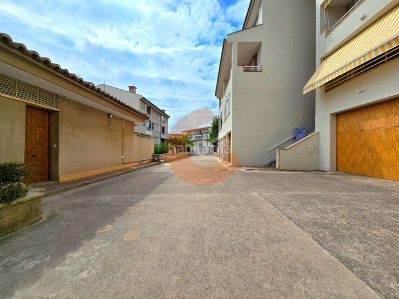 Foto daeaedde-8799-49d3-a1a2-db389f7ce072. Pis amb aparcament a Coma-ruga platja Coma-ruga