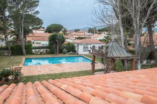 Casa a Formentera 22. Exclusiva! gran propiedad con piscina y jardn cerca de la playa