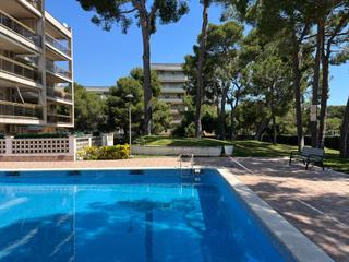 Appartement  Vendrell. Piso en primera linea de mar, con piscina y licencia turística