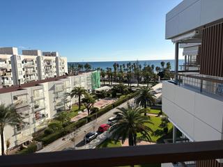 Appartement dans Rodriguez pomatta 7. Oportunidad inversin piso reformado con vistas mar, primera lin