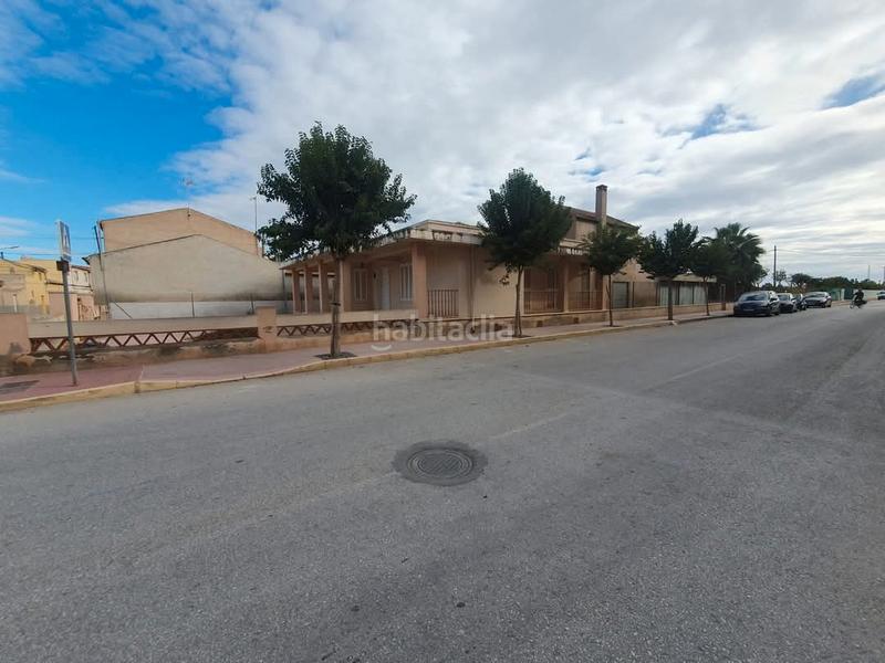 Foto 0d244e39-e42d-485b-8c76-9f3c6ea01b29. Chalet in calle santa águeda 40 in Catral