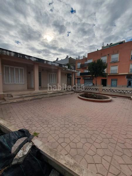 Foto 225f80a0-b95b-4e01-9a2b-f11b81f3b90d. Chalet in calle santa águeda 40 in Catral