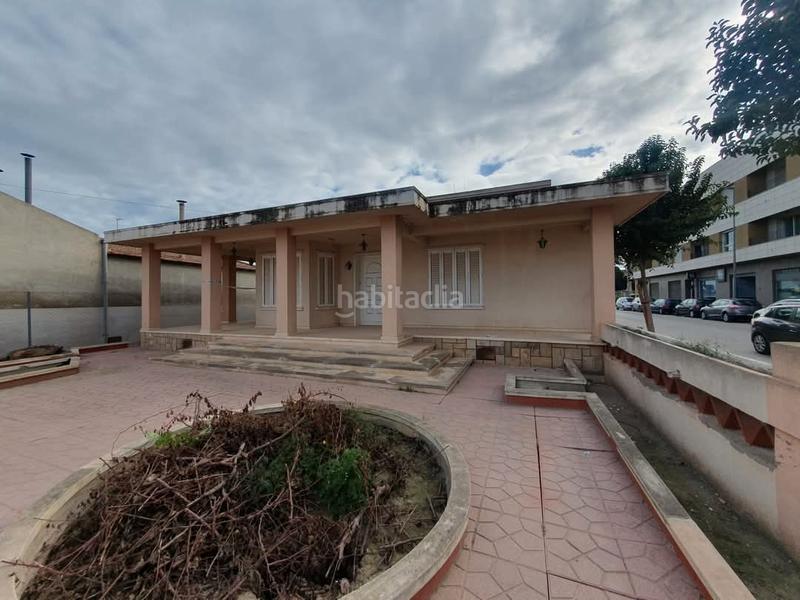 Foto d5ba03e2-0d16-4bd9-b5fb-acb45c53618e. Chalet in calle santa águeda 40 in Catral