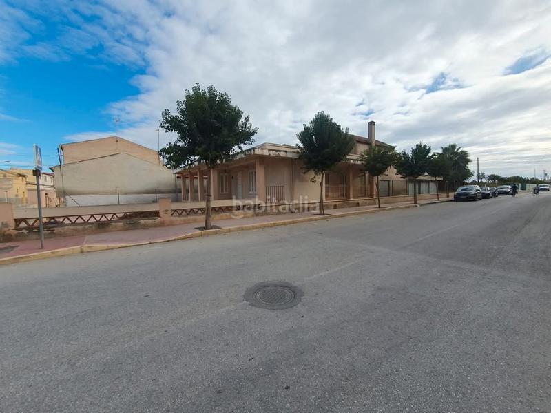 Foto dd688c36-610f-4d8d-8ab1-41df01cd4143. Chalet in calle santa águeda 40 in Catral