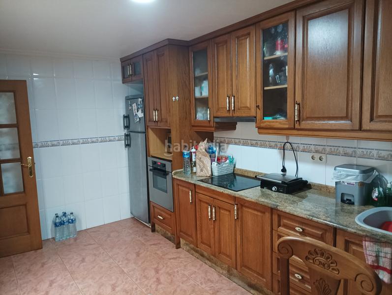 Foto 293a4a64-c1c0-4c10-89cf-86ef87fae985. Reihenhaus mit kamin heizung parking in Catral